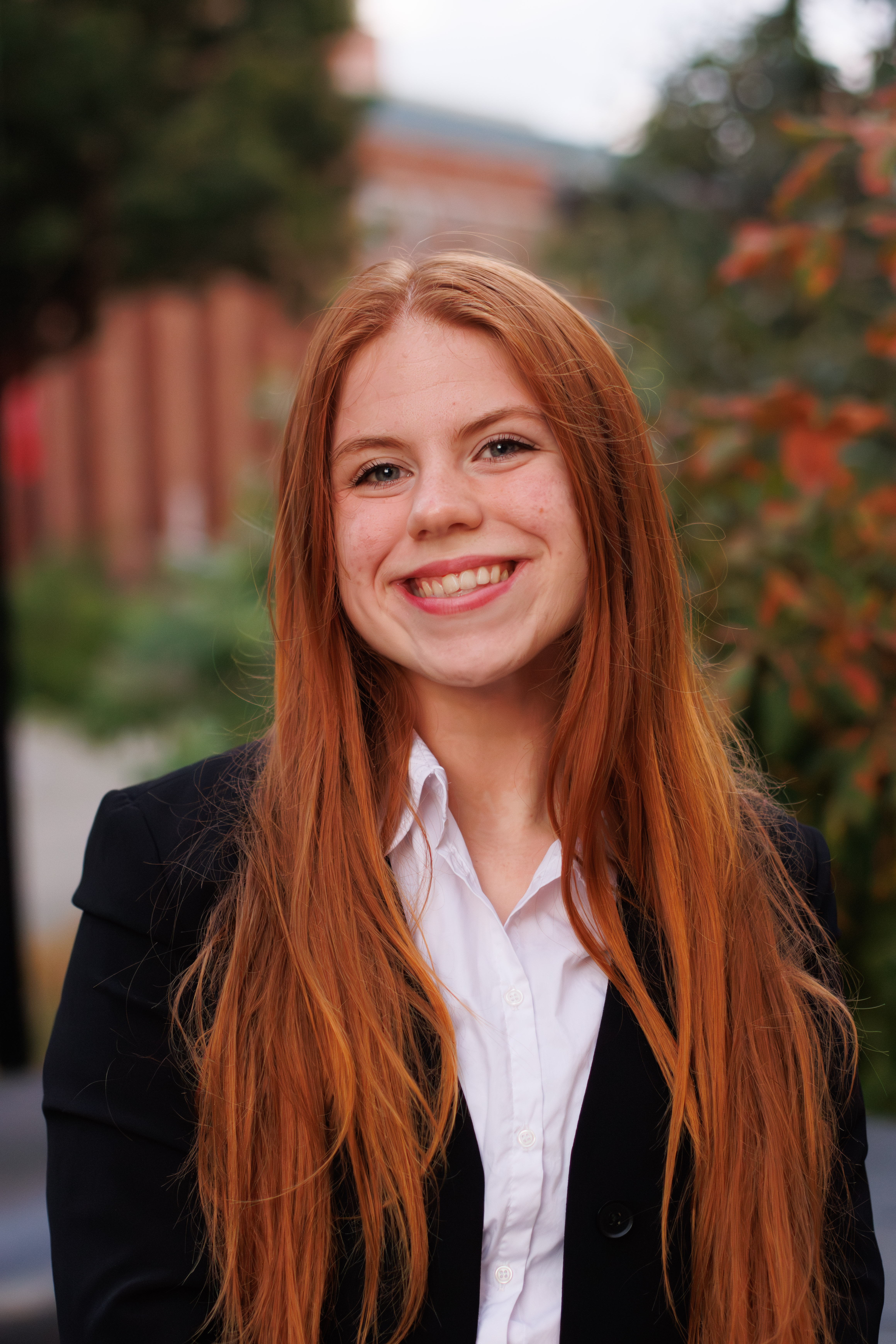 Molly Hillyard Headshot